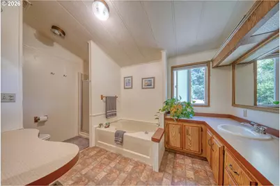 165 Tunnel Rd, White Salmon, WA 98672 - Photo 36