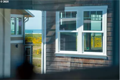 1164 Beach Dr, Seaside, OR 97138 - Photo 18