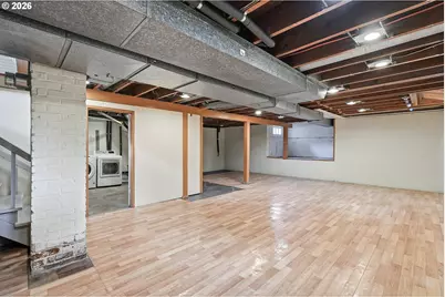 5820 SW Nevada Ct, Portland, OR 97219 - Photo 22