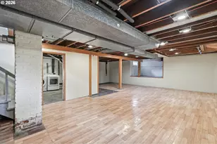 5820 SW Nevada Ct, Portland, OR 97219 - Photo 22