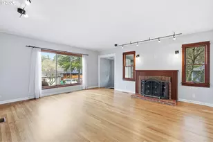 5820 SW Nevada Ct, Portland, OR 97219 - Photo 6