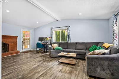 2050 Popcorn Ct, Salem, OR 97304 - Photo 10