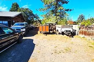 47639 Cline St, Oakridge, OR 97463 - Photo 2
