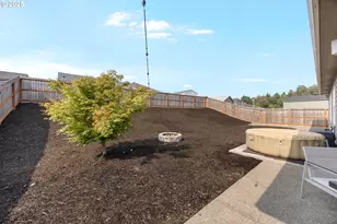 881 Medina Ave, Sutherlin, OR 97479 - Photo 22