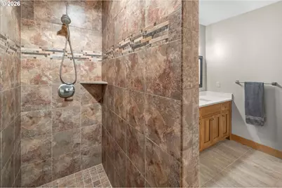 27200 S Barlow Rd, Canby, OR 97013 - Photo 32