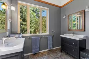 2114 Garrison St, The Dalles, OR 97058 - Photo 18