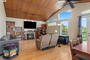 2114 Garrison St, The Dalles, OR 97058 - Photo 8
