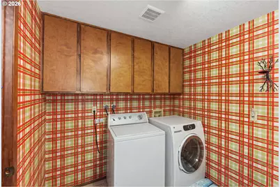 1624 Applewood Dr, Coos Bay, OR 97420 - Photo 42