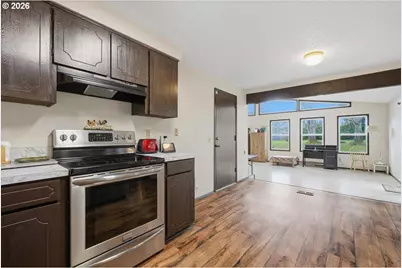 20070 SW Blanton St, Beaverton, OR 97078 - Photo 16