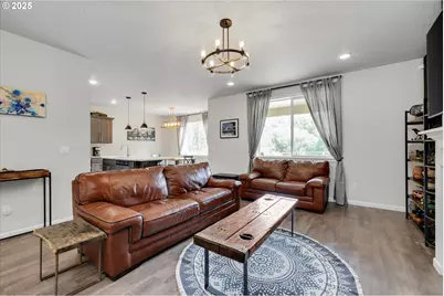138 S 7th St, Carlton, OR 97111 - Photo 12