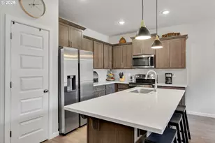 138 S 7th St, Carlton, OR 97111 - Photo 16