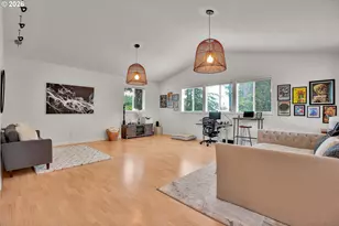 785 Marylhurst Dr, West Linn, OR 97068 - Photo 28