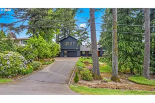 785 Marylhurst Dr, West Linn, OR 97068 - Photo 2