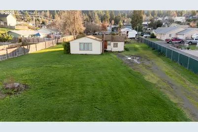 6981 Main St, Springfield, OR 97477 - Photo 2