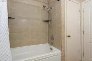 5225 Jean Rd, Lake Oswego, OR 97035 - Photo 14