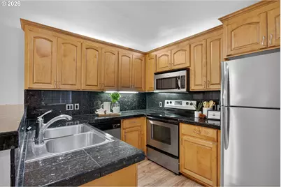 5225 Jean Rd #512, Lake Oswego, OR 97035 - Photo 8