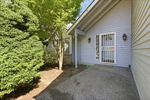 1629 SE Elliott Ave, Gresham, OR 97080 - Photo 6