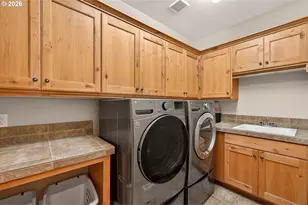 1663 NW Medinah Dr, McMinnville, OR 97128 - Photo 34