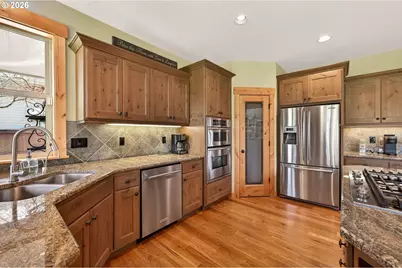 1663 NW Medinah Dr, McMinnville, OR 97128 - Photo 18