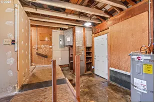 2665 C St, Springfield, OR 97477 - Photo 16