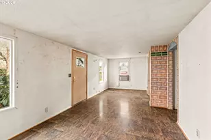 2665 C St, Springfield, OR 97477 - Photo 6