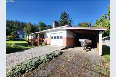 306 S Alder St, Wallowa, OR 97885 - Photo 2