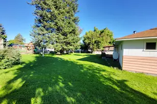 306 S Alder St, Wallowa, OR 97885 - Photo 6