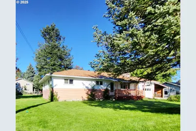 306 S Alder St, Wallowa, OR 97885 - Photo 4