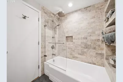 8401 SW Canyon Ln, Portland, OR 97225 - Photo 34