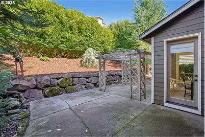 795 W X St, Washougal, WA 98671 - Photo 32