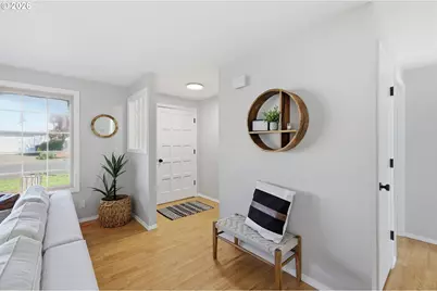 1467 S 7th Ave, Cottage Grove, OR 97424 - Photo 8