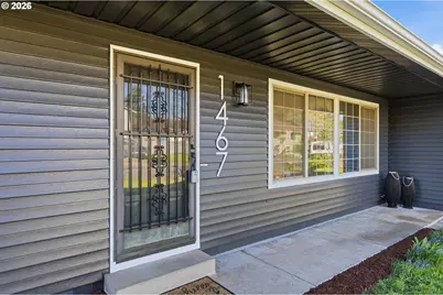 1467 S 7th Ave, Cottage Grove, OR 97424 - Photo 2