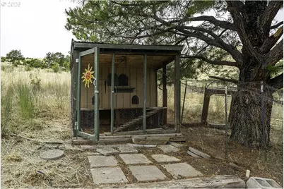 2815 Dead Indian Memorial Rd, Ashland, OR 97520 - Photo 4