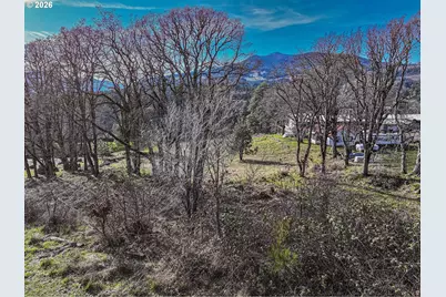 1170 SW Thornton Dr, White Salmon, WA 98672 - Photo 12