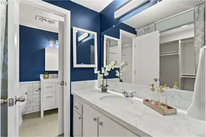 14956 SW 109th Ave, Portland, OR 97224 - Photo 16