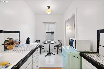 2015 NW Flanders St #513, Portland, OR 97209 - Photo 14