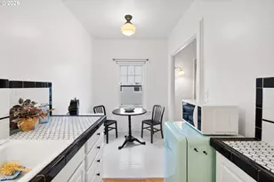 2015 NW Flanders St, Portland, OR 97209 - Photo 14