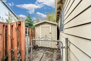 12239 SE Ashley St, Clackamas, OR 97015 - Photo 42