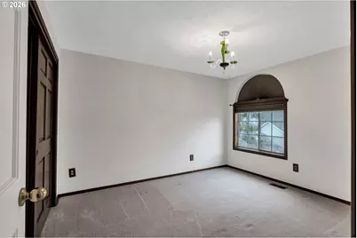 12239 SE Ashley St, Clackamas, OR 97015 - Photo 34