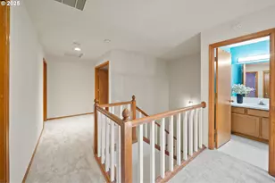 14390 Camden Ln, Lake Oswego, OR 97035 - Photo 16