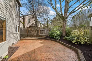 14390 Camden Ln, Lake Oswego, OR 97035 - Photo 36