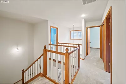 14390 Camden Ln, Lake Oswego, OR 97035 - Photo 16