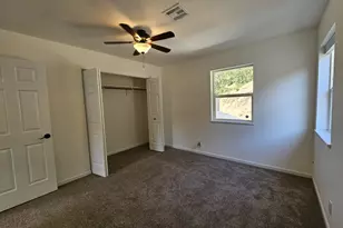 2750 SE Booth Ave, Roseburg, OR 97470 - Photo 30