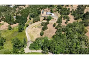 2750 SE Booth Ave, Roseburg, OR 97470 - Photo 44
