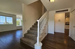 2750 SE Booth Ave, Roseburg, OR 97470 - Photo 4