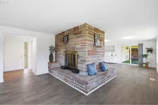 682 Sunset Dr, Springfield, OR 97477 - Photo 8