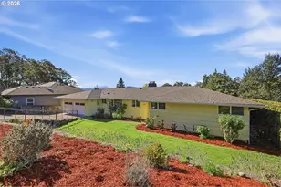 682 Sunset Dr, Springfield, OR 97477 - Photo 4