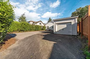 2574 Stanton Ave, North Bend, OR 97459 - Photo 38