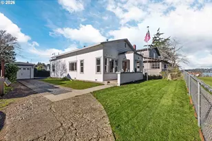 2574 Stanton Ave, North Bend, OR 97459 - Photo 1