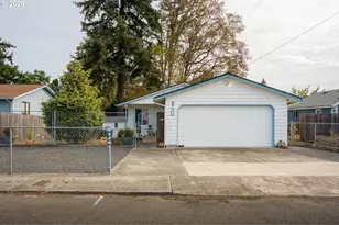 334 S 18th St, Saint Helens, OR 97051 - Photo 1